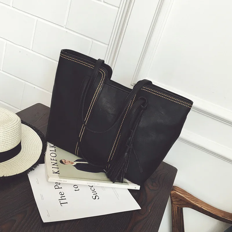 Thick thread, big bag, tassels, portable leisure Women Messenger Bags Large Capacity bolsos
Thick thread, big bag, tassels, portable leisure Women Messenger Bags Large Capacity bolsos