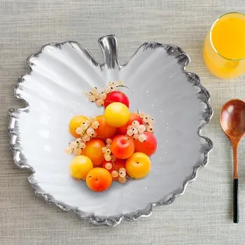 Nordic Ceramic Leaf Fruit Snack Plate Environmentally Friendly Home Dessert Salad Bowl Pottery Simple Dining Table Candy Plate
Nordic Ceramic Leaf Fruit Snack Plate Environmentally Friendly Home Dessert Salad Bowl Pottery Simple Dining Table Candy Plate
