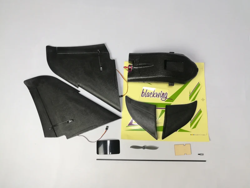 eachine black wing 680mm