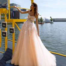 2021 Elegant Pink Boho Wedding Dresses Sweetheart Strap Sequin Lace Bridal Dress Princess A Line Wedding Party Gowns Lace Up
2021 Elegant Pink Boho Wedding Dresses Sweetheart Strap Sequin Lace Bridal Dress Princess A Line Wedding Party Gowns Lace Up