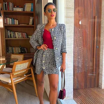 Nice New Spring Tweed 2 Piece Set Women Slim Plaid Clothes Set Fashion Button Jacket Coat + Tassels Skirt Suit
Nice New Spring Tweed 2 Piece Set Women Slim Plaid Clothes Set Fashion Button Jacket Coat + Tassels Skirt Suit