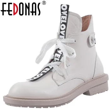 FEDONAS Concise Button Decoration Female Warm Booes Genuine Leather Cross Tied Thick Heels Women Pumps Wedding Party Shoes Woman
FEDONAS Concise Button Decoration Female Warm Booes Genuine Leather Cross Tied Thick Heels Women Pumps Wedding Party Shoes Woman