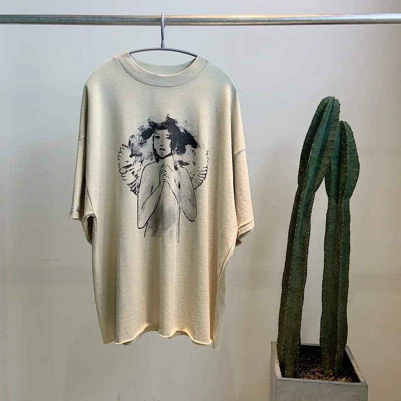 New KANYE WEST T Shirt Men Women Little Girl Ink Painting Streetwear Best Quality Casual T-shirt KANYE WEST Vetements Tshirt
New KANYE WEST T Shirt Men Women Little Girl Ink Painting Streetwear Best Quality Casual T-shirt KANYE WEST Vetements Tshirt