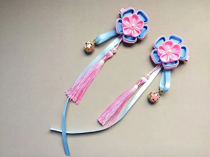 Handmade children's flowers tassel bell hairpin Hanfu ancient style tiara Tangzhuang cheongsam hair accessories with accessories
Handmade children's flowers tassel bell hairpin Hanfu ancient style tiara Tangzhuang cheongsam hair accessories with accessories