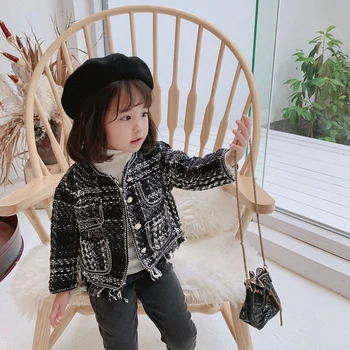 Autumn and winter models of small fragrant wind woolen coat casual fashion single-breasted girls jacket with fringed hem
Autumn and winter models of small fragrant wind woolen coat casual fashion single-breasted girls jacket with fringed hem