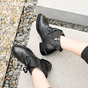 Curvaness Lace up Rivets Martin Boots Women Square Toe Ankle Boots for Women Short Plush Winter Shoes Women Botas Mujer
Curvaness Lace up Rivets Martin Boots Women Square Toe Ankle Boots for Women Short Plush Winter Shoes Women Botas Mujer