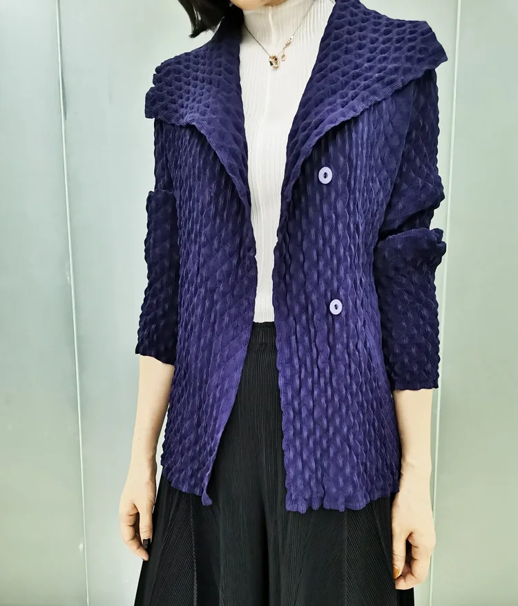 

HOT SELLING MIiyake Fashion fold soild coat single breasted big turndown collar coat IN STOCK