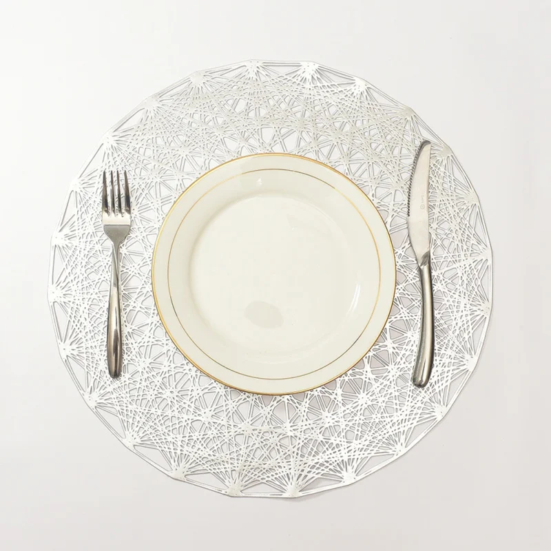 Mantel Individual PVC Insulated Placemat Creative Hollow Sunflower Placemat Household Table Decoration
Mantel Individual PVC Insulated Placemat Creative Hollow Sunflower Placemat Household Table Decoration