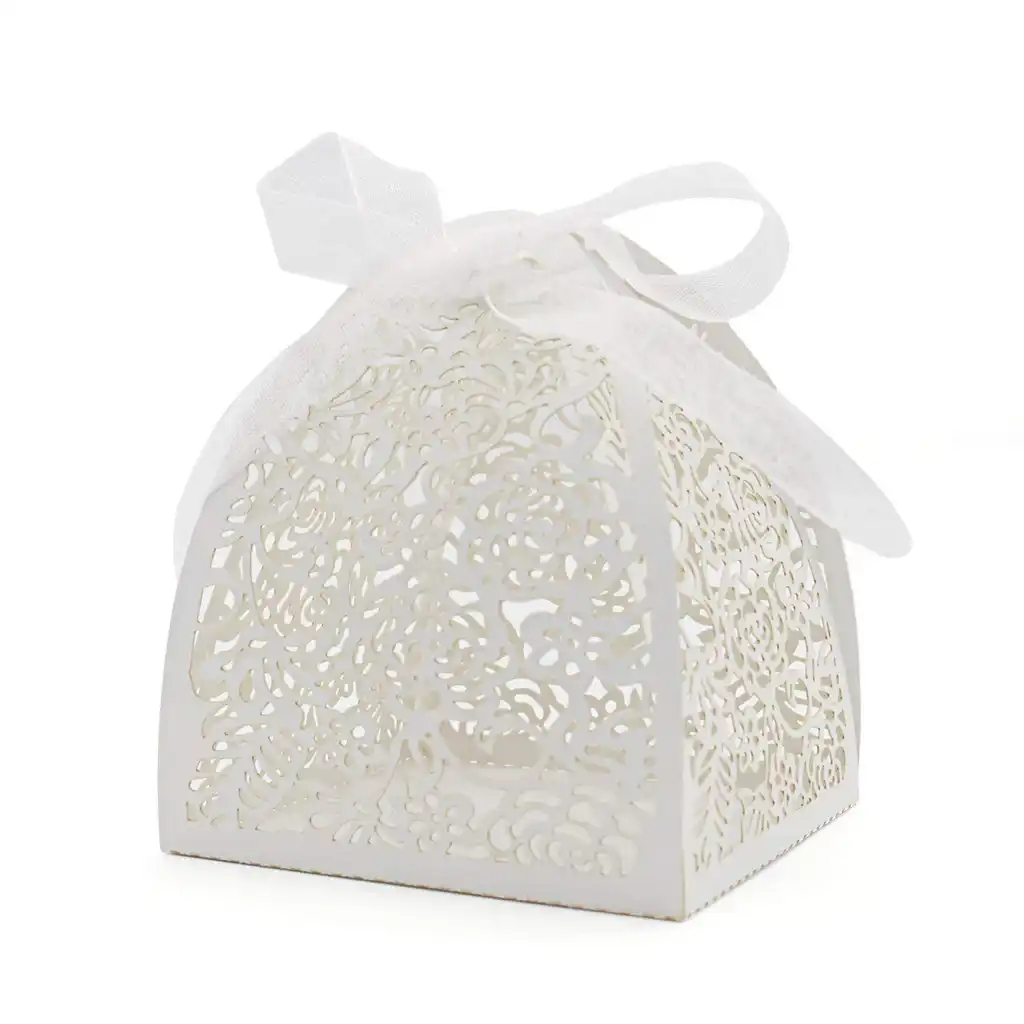 2019 new arrivals 100pcs rose carved hollow wedding candy box