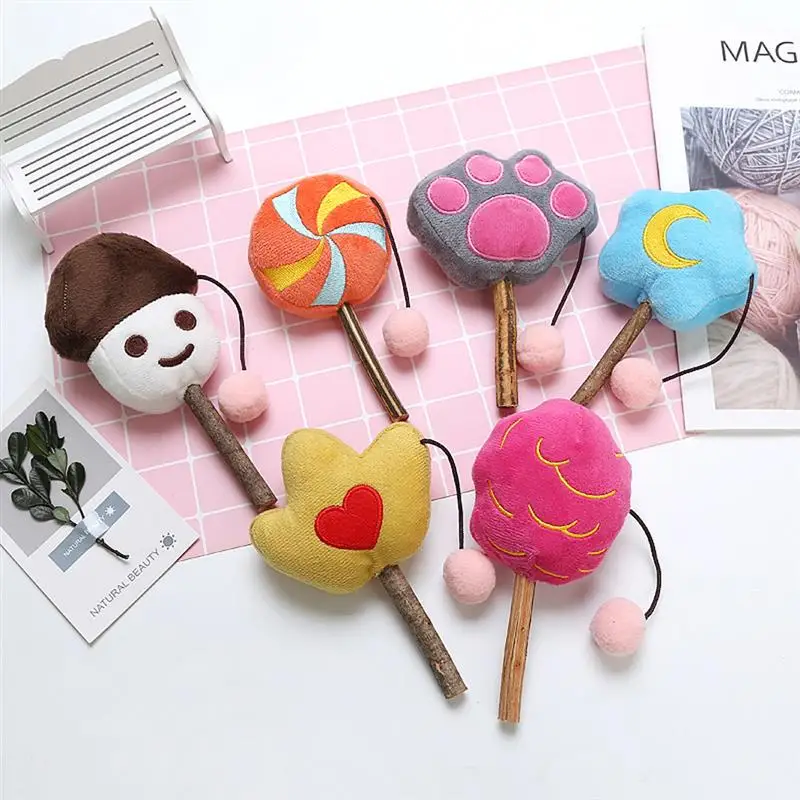 Plush Catnip Toy for cats Cute Pet Kitten Chewing toy Rattle-drum Shaped Silvervine Stick Cat Teeth Cleaning Toy herbe a chat
Plush Catnip Toy for cats Cute Pet Kitten Chewing toy Rattle-drum Shaped Silvervine Stick Cat Teeth Cleaning Toy herbe a chat