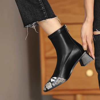Boots Women Square head Ankle Boots for Women Short Plush Winter Shoes Women Botas Mujer 34-45
Boots Women Square head Ankle Boots for Women Short Plush Winter Shoes Women Botas Mujer 34-45