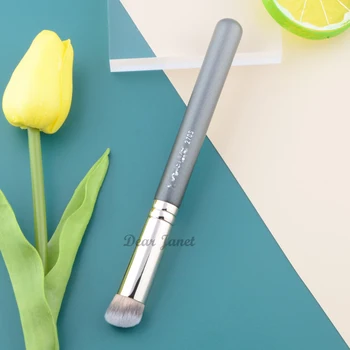 1pc Concealer makeup brushes beveled partial small Liquid foundation cream make up brush cosmetic tool professional M270s
1pc Concealer makeup brushes beveled partial small Liquid foundation cream make up brush cosmetic tool professional M270s