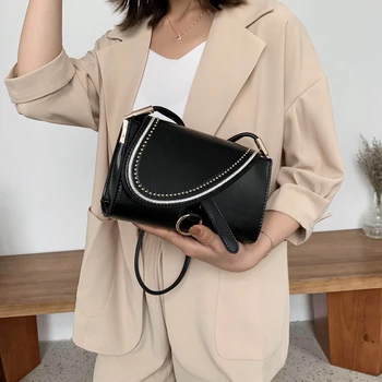 Fashion Women Small Pu Leather Shoulder Bag High Quality Rivet Crossbody Bags for Women Casual Ladies Handbags Messenger Bags
Fashion Women Small Pu Leather Shoulder Bag High Quality Rivet Crossbody Bags for Women Casual Ladies Handbags Messenger Bags