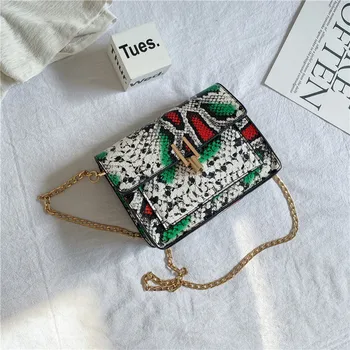 New Design Chic Leather Snakeskin Embossing Mini Handbags Luxury Women Purse Fashion Crossbody Messenger Bags For Ladies 2020 
New Design Chic Leather Snakeskin Embossing Mini Handbags Luxury Women Purse Fashion Crossbody Messenger Bags For Ladies 2020