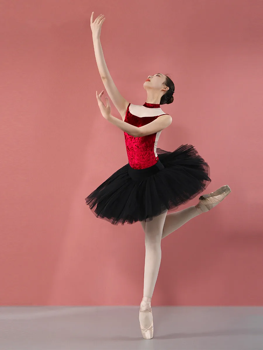 Diamond Velvet Women's Ballerina Girls Dancewear Ballet Leotards For Women Adult Gymnastics Clothes Girl Costume Female
Diamond Velvet Women's Ballerina Girls Dancewear Ballet Leotards For Women Adult Gymnastics Clothes Girl Costume Female