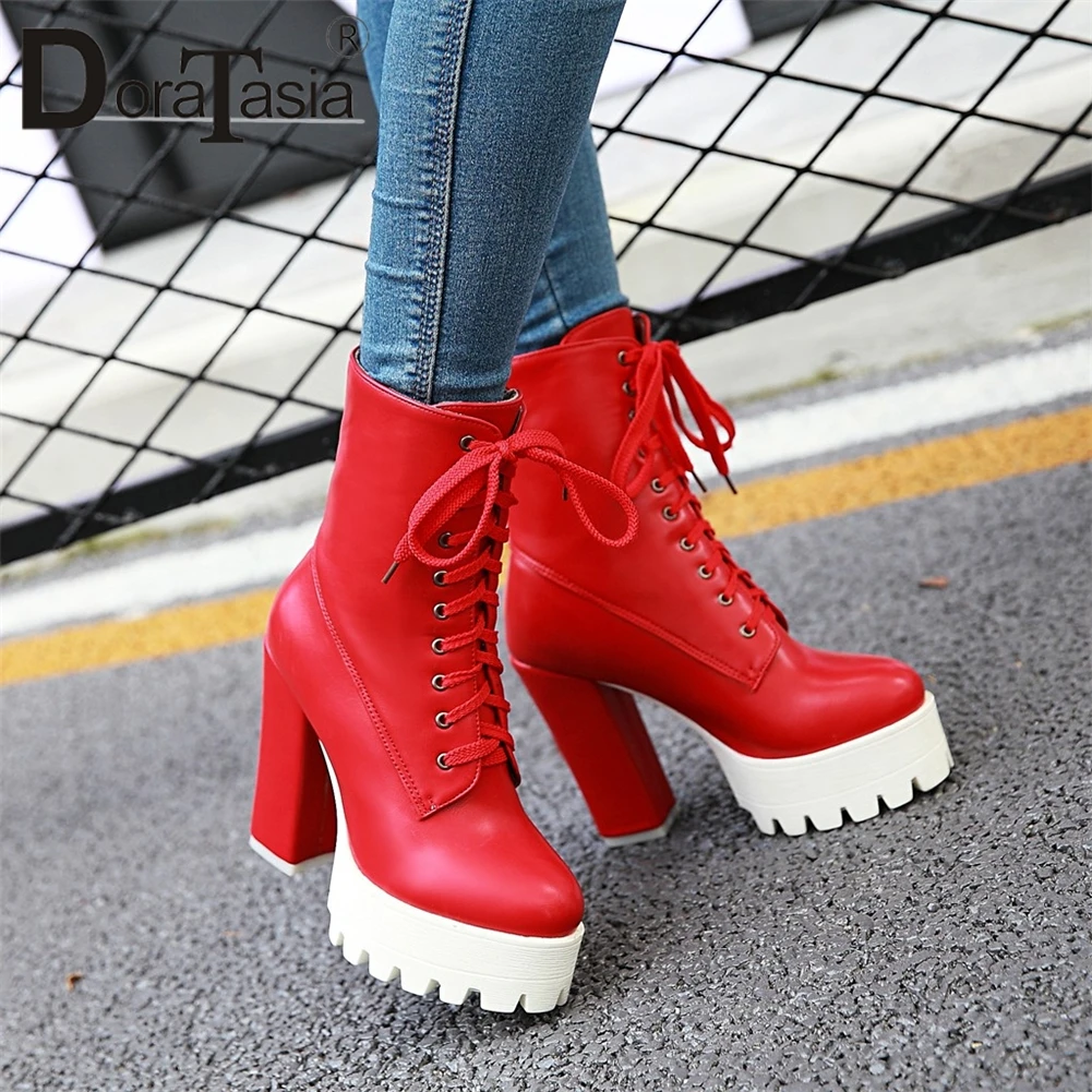 DORATASIA New Big Szie 34-43 non-slip Ladies High Heels Platform Booties Warm Fur Ankle Boots Women 2019 Lace Up Shoes Woman
DORATASIA New Big Szie 34-43 non-slip Ladies High Heels Platform Booties Warm Fur Ankle Boots Women 2019 Lace Up Shoes Woman