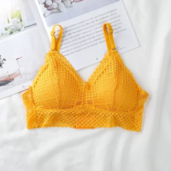 Women Bralette French Style Lace Comfy Bra Triangle Cup Lingerie Deep V Wireless Underwear Soft Thin Embroidery Bra 
Women Bralette French Style Lace Comfy Bra Triangle Cup Lingerie Deep V Wireless Underwear Soft Thin Embroidery Bra