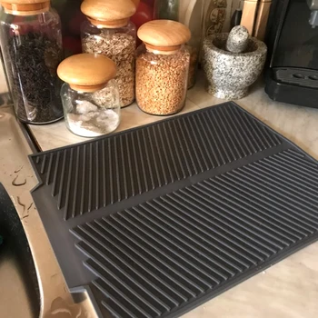 Silicone Square Dish Drying Mats Heat Resistant Draining Tableware Dishwaser Durable Cushion Pad Dinnerware Table Placemat Hot
Silicone Square Dish Drying Mats Heat Resistant Draining Tableware Dishwaser Durable Cushion Pad Dinnerware Table Placemat Hot
