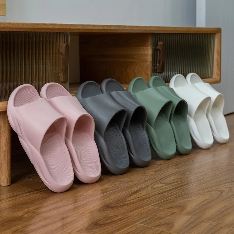 Ladies New Slippers Slippers Summer Comfortable Soft Bottom Indoor Bathroom Bathing Non-slip Outer Wear Sandals and Slippers
Ladies New Slippers Slippers Summer Comfortable Soft Bottom Indoor Bathroom Bathing Non-slip Outer Wear Sandals and Slippers