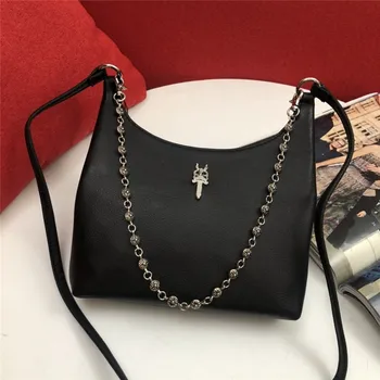 Net red chain underarm bag with cowhide single shoulder diagonal cross method stick bag simple hand carrying foreign trade bag
Net red chain underarm bag with cowhide single shoulder diagonal cross method stick bag simple hand carrying foreign trade bag