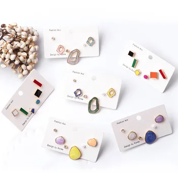 6 pcs/set Earring Mixed Style Rhinestone Pearl Geometric Irregular Enamel Stud Earring Set Korean Style Candy Color Stud Earring
6 pcs/set Earring Mixed Style Rhinestone Pearl Geometric Irregular Enamel Stud Earring Set Korean Style Candy Color Stud Earring