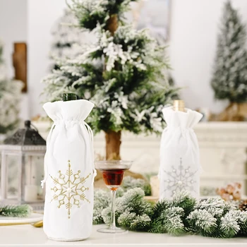 Winter Holiday Decoration Christmas Wine Bottle Cover Bags Delicate Snowflake Pattern Wine Bottle Holders
Winter Holiday Decoration Christmas Wine Bottle Cover Bags Delicate Snowflake Pattern Wine Bottle Holders