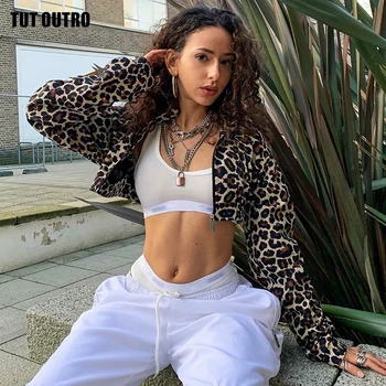Autumn Women Jackets Fashion Lightly Cooked Temperament Stand Collar Cool Leopard Print Long Sleeves Cardigan Loose Short Jacket
Autumn Women Jackets Fashion Lightly Cooked Temperament Stand Collar Cool Leopard Print Long Sleeves Cardigan Loose Short Jacket