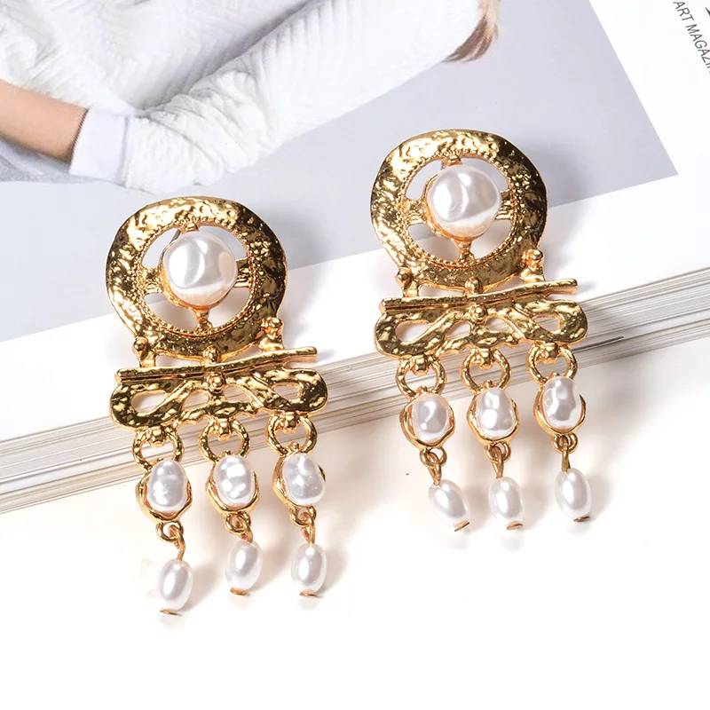 ZA New Accessories Pearl Drop Earrings Fashion Trendy Gold Dangle Pendientes Mujer Mode Statement Earrings For Women Wholesale
ZA New Accessories Pearl Drop Earrings Fashion Trendy Gold Dangle Pendientes Mujer Mode Statement Earrings For Women Wholesale