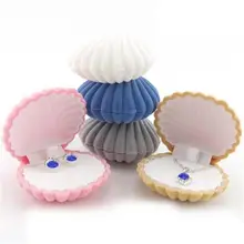 1pc Lovely Shell Shape Velvet Jewelry Box Wedding Engagement Ring Box for Earrings Necklace Bracelet Display Gift Box only box
1pc Lovely Shell Shape Velvet Jewelry Box Wedding Engagement Ring Box for Earrings Necklace Bracelet Display Gift Box only box