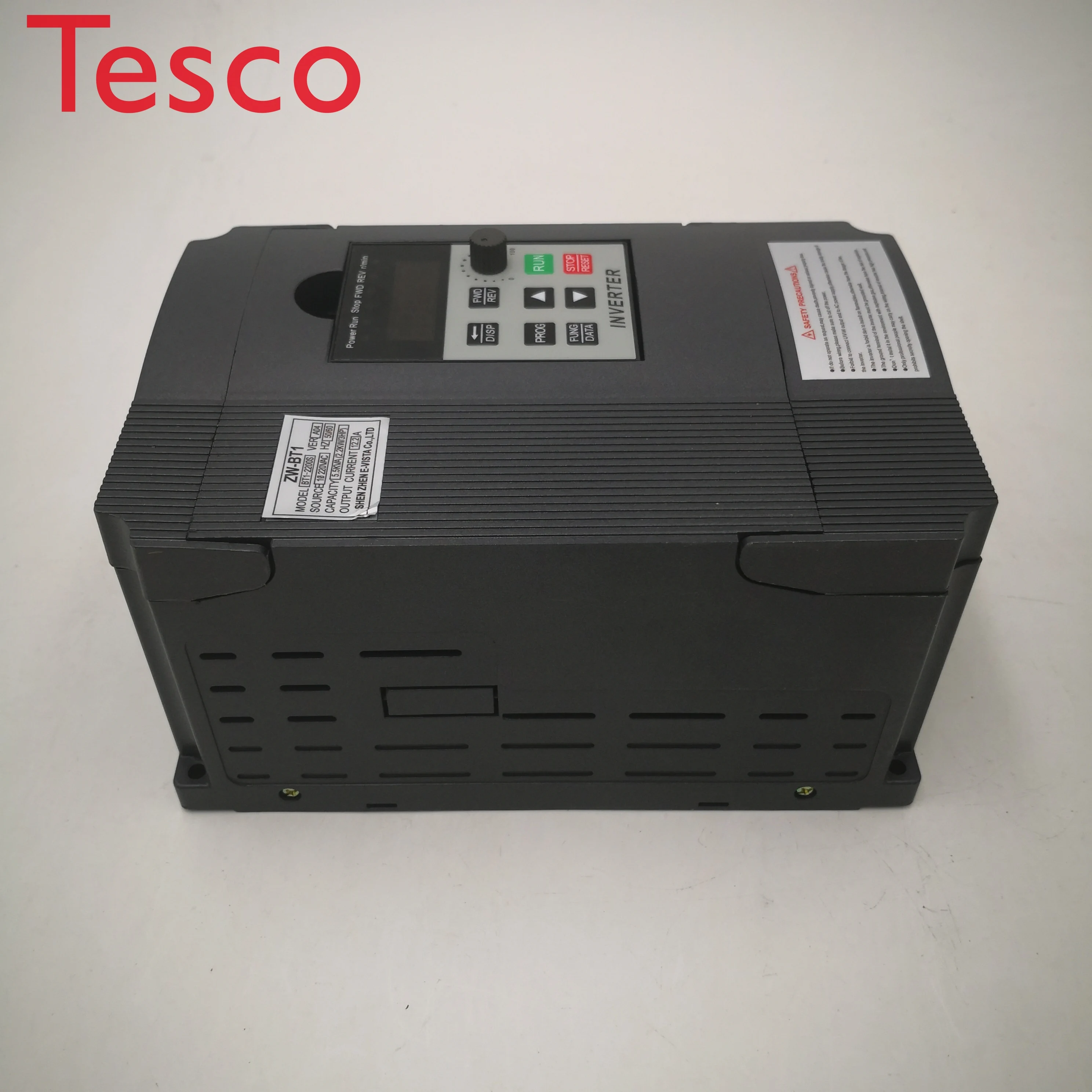 VFD Inverter VFD 1.5KW / 2.2KW frequency inverter ZW-BT1 3P 220V Output Frequency Converter VFD Variable Frequency Drive
VFD Inverter VFD 1.5KW / 2.2KW frequency inverter ZW-BT1 3P 220V Output Frequency Converter VFD Variable Frequency Drive