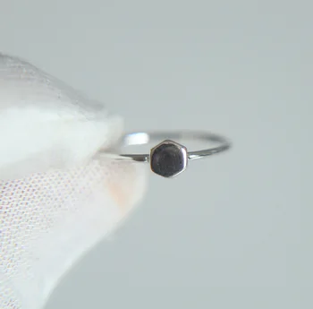 New Arrived Genuine 925 Silver simple thin band hexagon geometric no stone silver thin ring
New Arrived Genuine 925 Silver simple thin band hexagon geometric no stone silver thin ring