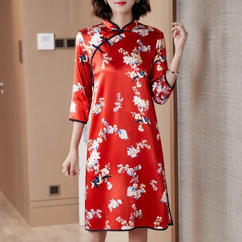 Chinese Style Women 2020 Autumn Improved Frog Three-Quarter Sleeve Split 100%Silk Cheongsam Dress Female Elegant Printed Dresses
Chinese Style Women 2020 Autumn Improved Frog Three-Quarter Sleeve Split 100%Silk Cheongsam Dress Female Elegant Printed Dresses