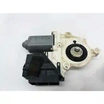 101386102774 WINDOW MOTOR FRONT RIGHT SEAT IBIZA (6L1) 
101386102774 WINDOW MOTOR FRONT RIGHT SEAT IBIZA (6L1)