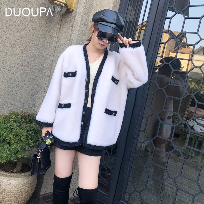 2019 Autumn and Winter New Net Red Cardigan Granule Wool Coat Female Small Wool Composite Fur a Sheep Shearing 100% Fur Coat
2019 Autumn and Winter New Net Red Cardigan Granule Wool Coat Female Small Wool Composite Fur a Sheep Shearing 100% Fur Coat
