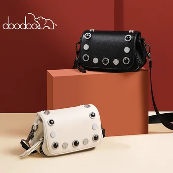 New style messenger bag, all-around women's bag, single shoulder bag, wide shoulder belt with diamonds, small square bag
New style messenger bag, all-around women's bag, single shoulder bag, wide shoulder belt with diamonds, small square bag