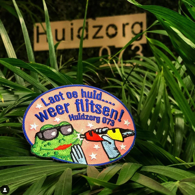 Oeteldonk Frog Carnival Club for Netherland Iron on Patches for Clothing Stripes Stickers Embroidered Patches for The Clothing G
Oeteldonk Frog Carnival Club for Netherland Iron on Patches for Clothing Stripes Stickers Embroidered Patches for The Clothing G