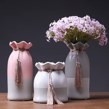Modern ceramic small vase Crafts decor Two colors flower vases centerpieces for weddings living room home decoration accessories
Modern ceramic small vase Crafts decor Two colors flower vases centerpieces for weddings living room home decoration accessories