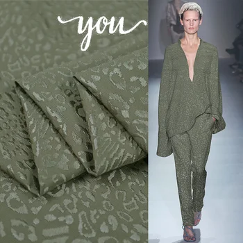 Jacquard leopard design thick fashion silk and cotton blended fabric for coat,SCT670
Jacquard leopard design thick fashion silk and cotton blended fabric for coat,SCT670