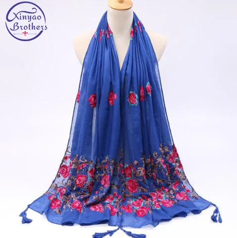 2020 Women Plain Embroider Floral Glitter Cotton Shawl Scarf For Indian Lady Print Thick Hijabs and Wraps Pashmina Muslim Snood
2020 Women Plain Embroider Floral Glitter Cotton Shawl Scarf For Indian Lady Print Thick Hijabs and Wraps Pashmina Muslim Snood
