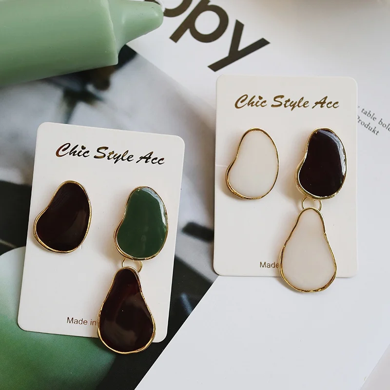 MENGJIQIAO 2019 New Vintage Colorful Asymmetry Geometric Long Drop Earrings For Women Drop Glaze Pendientes Water Drop Jewelry
MENGJIQIAO 2019 New Vintage Colorful Asymmetry Geometric Long Drop Earrings For Women Drop Glaze Pendientes Water Drop Jewelry