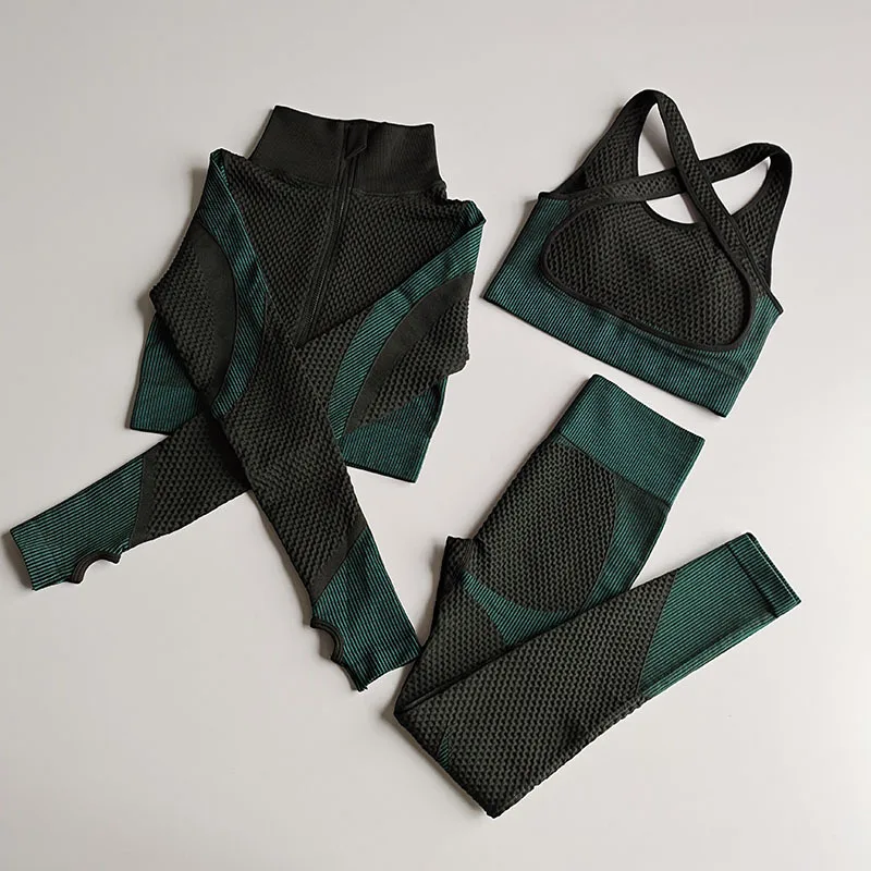 3-Piece Suit Women Fitness Suits Yoga Sets Long Sleeve Shirt Sport Bra Seamless Leggings Gym Workout Running Clothing Sportswear
3-Piece Suit Women Fitness Suits Yoga Sets Long Sleeve Shirt Sport Bra Seamless Leggings Gym Workout Running Clothing Sportswear