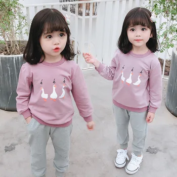 New 2020 Girl's Autumn Two Pieces Set Children's Cute Three Swan Print Sweater and Pants Set Children's Casual Wear 90-130cm Hot
New 2020 Girl's Autumn Two Pieces Set Children's Cute Three Swan Print Sweater and Pants Set Children's Casual Wear 90-130cm Hot