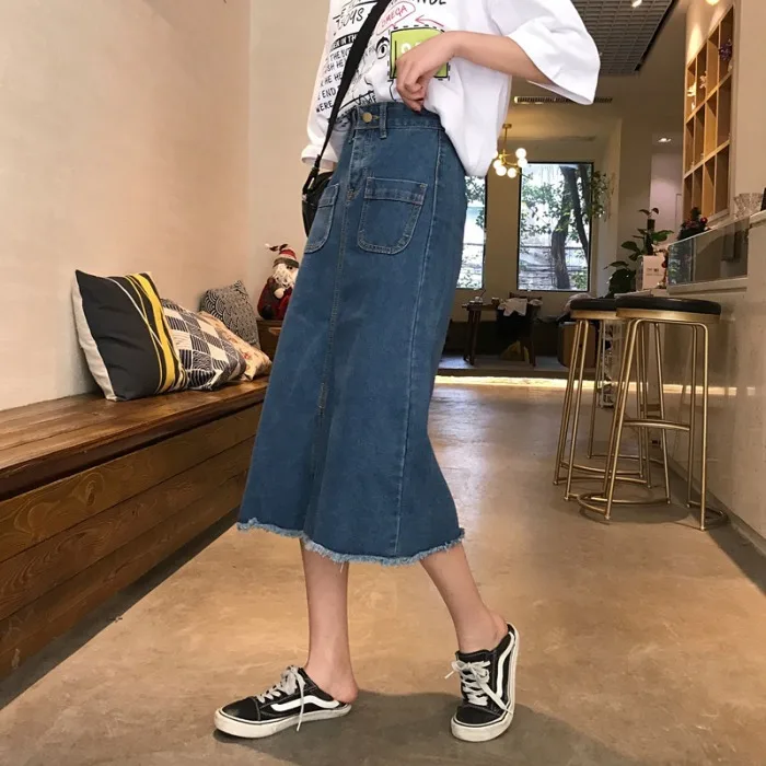 Mid-length Slit-Front Flash Denim Skirt Women's Spring New Style Korean-style High-waisted Slimming A- line Sheath Skirt
Mid-length Slit-Front Flash Denim Skirt Women's Spring New Style Korean-style High-waisted Slimming A- line Sheath Skirt