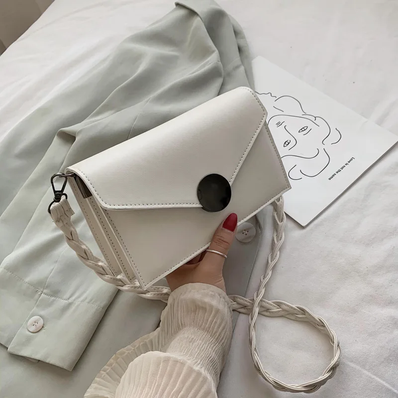 Spring and summer small bag 2020 new Korean fashion wild casual small square bag summer shoulder messenger bag female bag
Spring and summer small bag 2020 new Korean fashion wild casual small square bag summer shoulder messenger bag female bag