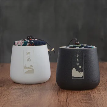 White/Black Porcelain Storage Container Japanese-Style Kitchen Organizer Sealed Jar Simple Tea Caddy Coffee Packaging Tank
White/Black Porcelain Storage Container Japanese-Style Kitchen Organizer Sealed Jar Simple Tea Caddy Coffee Packaging Tank