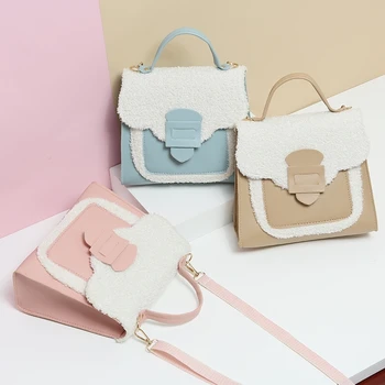 Women's Trendy Plush Handbag Lightweight Plush Leather Shoulder Bag Color Block Handbag for Daily Use 2020
Women's Trendy Plush Handbag Lightweight Plush Leather Shoulder Bag Color Block Handbag for Daily Use 2020