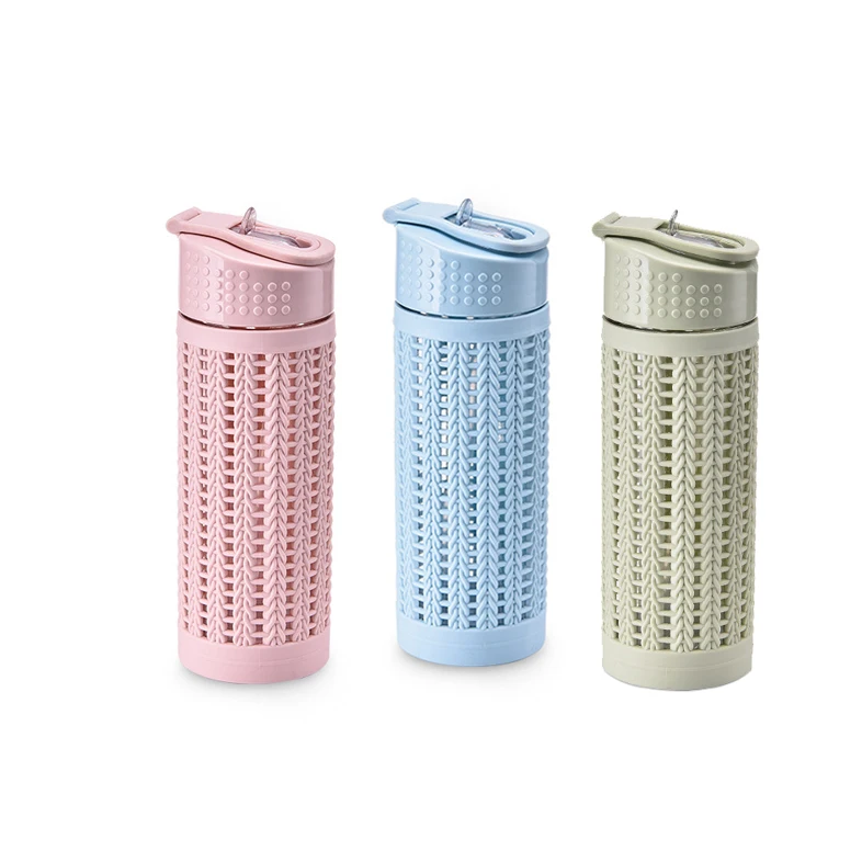 Portable Hand-held Plastic Sports Cup Hollow Creative Adult Straw Cup with One Button Open Cover Design Water Bottles Drinkware
Portable Hand-held Plastic Sports Cup Hollow Creative Adult Straw Cup with One Button Open Cover Design Water Bottles Drinkware