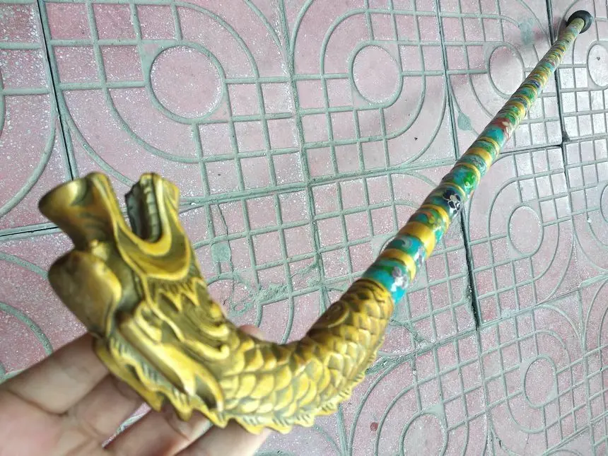 Vintage Cloisonne Colorized Walking Sticks noble Dragon Cane Trekking cloisonne Sports cane 
Vintage Cloisonne Colorized Walking Sticks noble Dragon Cane Trekking cloisonne Sports cane