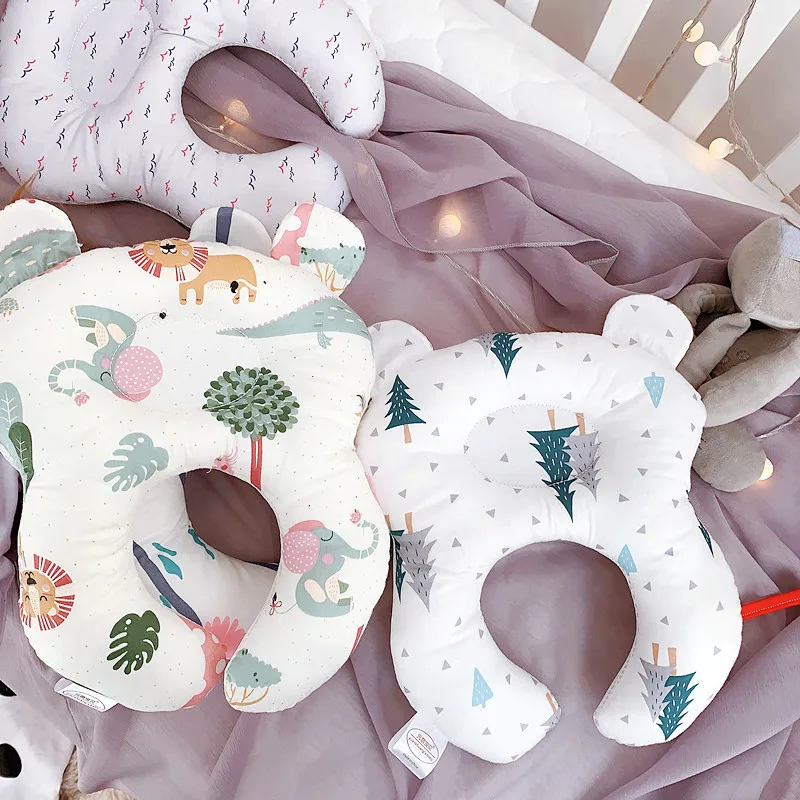 U-Shape Baby Pillow 100 % Cotton Neck Protection Baby Pillows Cute Cartton Anti-roll Baby Head Rest Cushion Car Seat Pillows
U-Shape Baby Pillow 100 % Cotton Neck Protection Baby Pillows Cute Cartton Anti-roll Baby Head Rest Cushion Car Seat Pillows