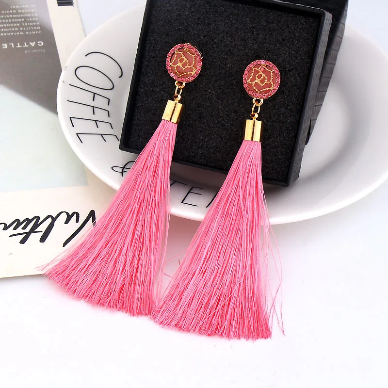 

Fashion Bohemian Tassel Crystal Long Fringed Earrings White Pink Silk Fabric Drop Dangle Tassel Earrings For Women 2019 Jewelry